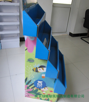 环保与创新并行 南京绿蜻蜓纸制品制造引领纸质展示架新风尚